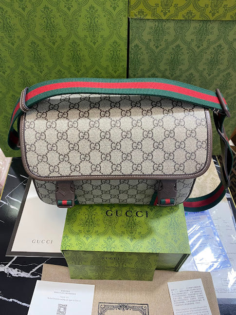 Gucci Café Línea Roja y Verde Piel