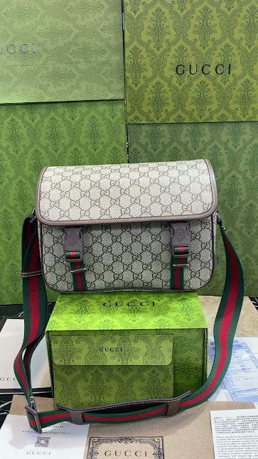 Gucci Café Línea Roja y Verde Piel