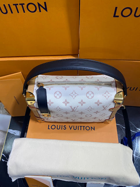 Louis Vuitton Blanca Asa Negro Piel