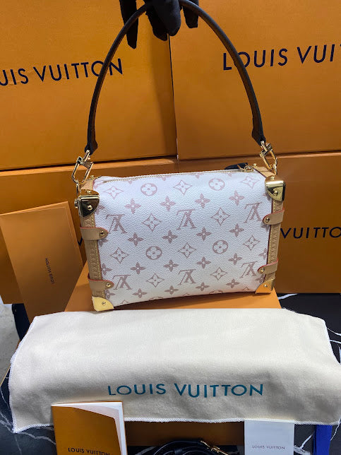 Louis Vuitton Blanca Asa Negro Piel