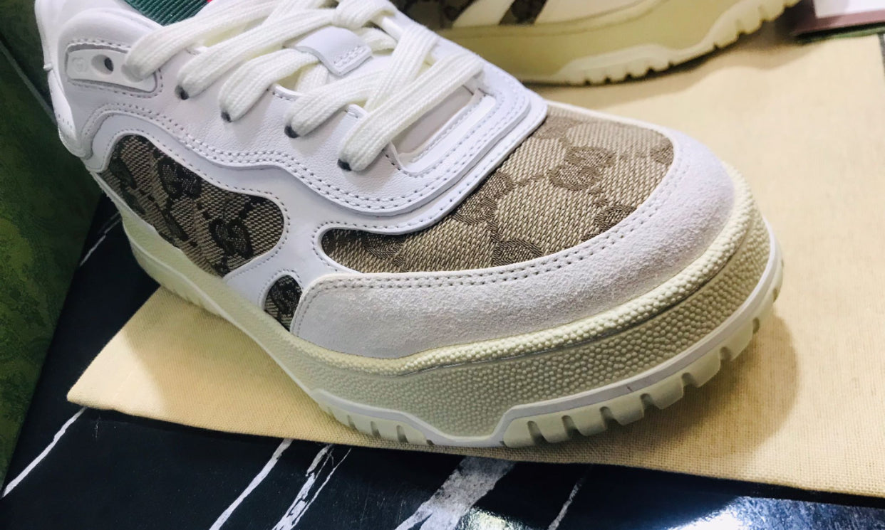 Gucci tenis color blancos Caballero