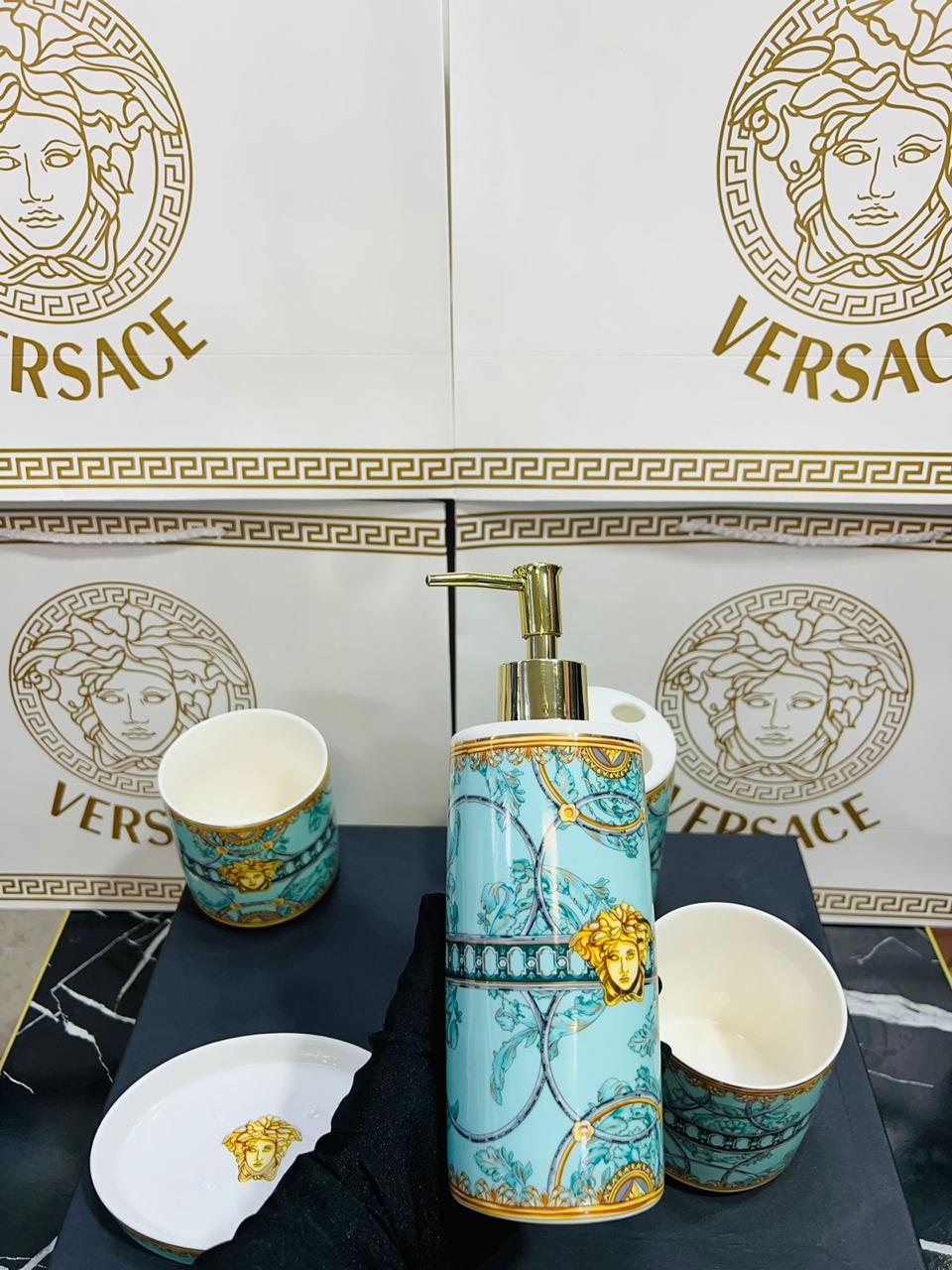 Juego de baño Versace