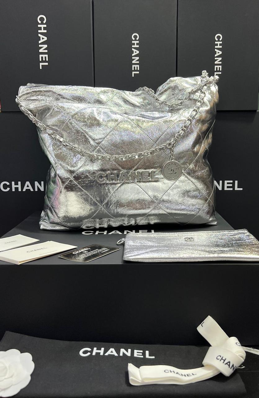 Chanel G5 bolso elegante y sofisticado en piel  de ternera metalizada