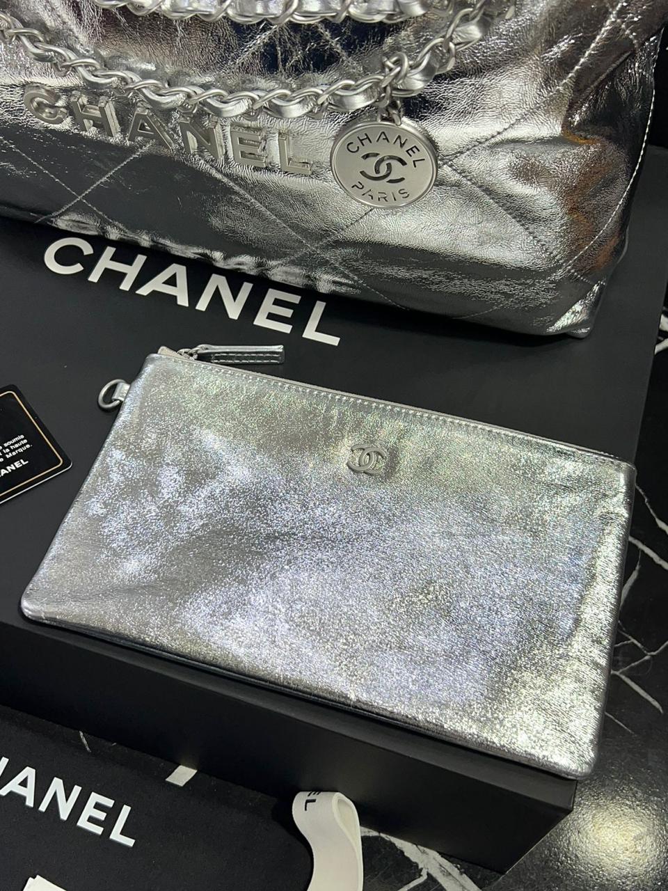 Chanel G5 bolso elegante y sofisticado en piel  de ternera metalizada