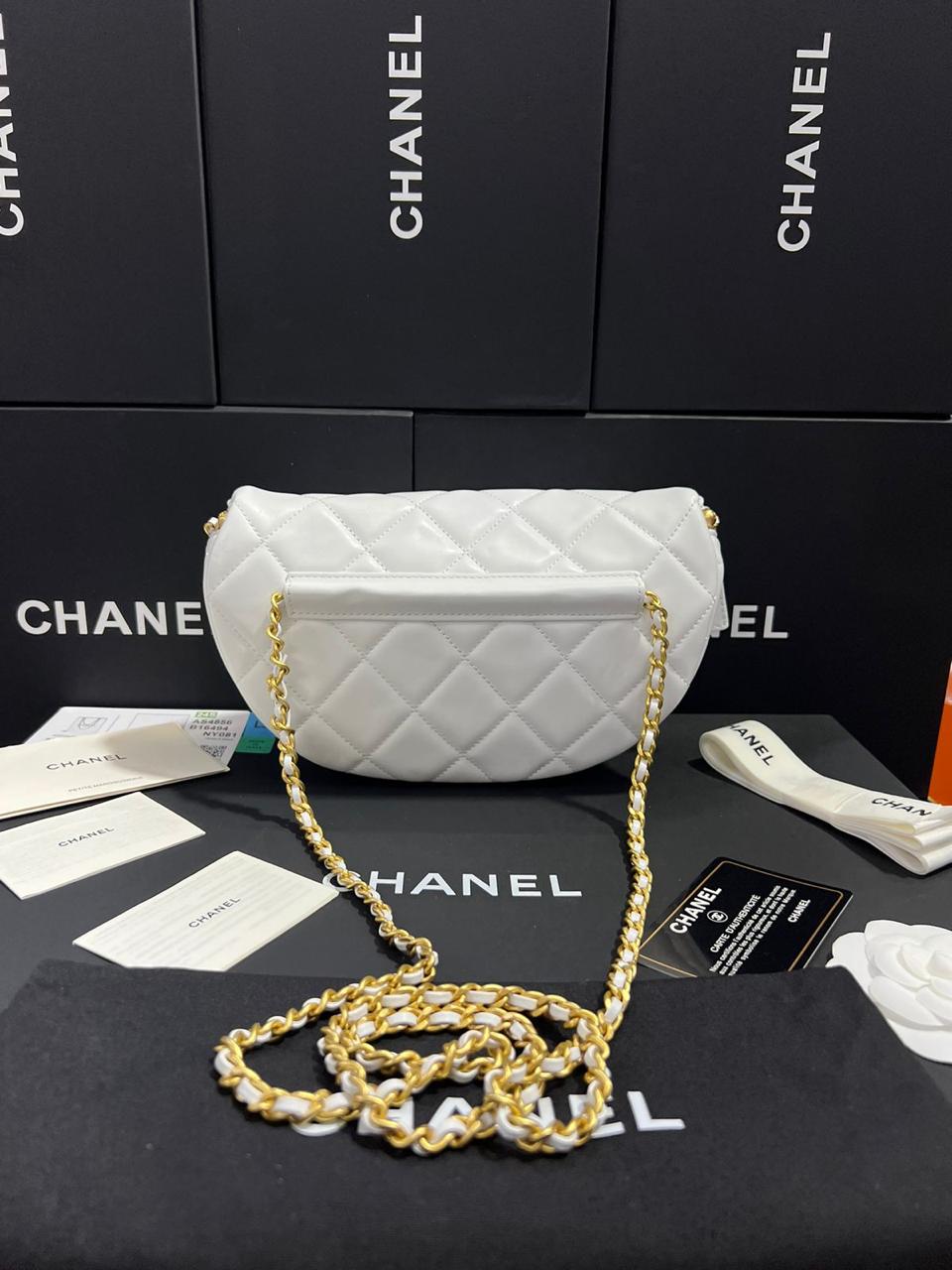 Chanel G5 Riñonera piel de cordero brillante