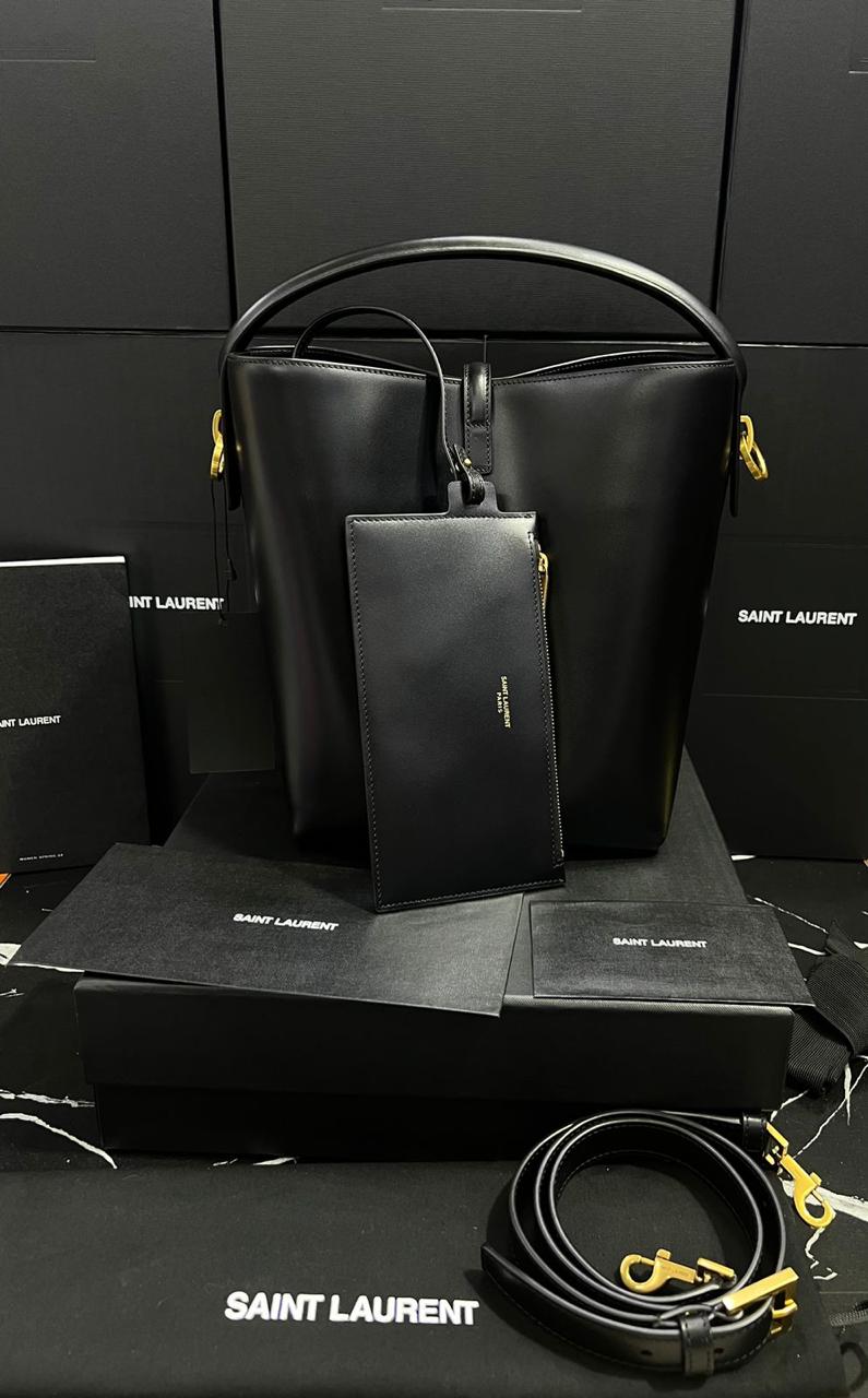 Saint Laurent  bolsa grande G5