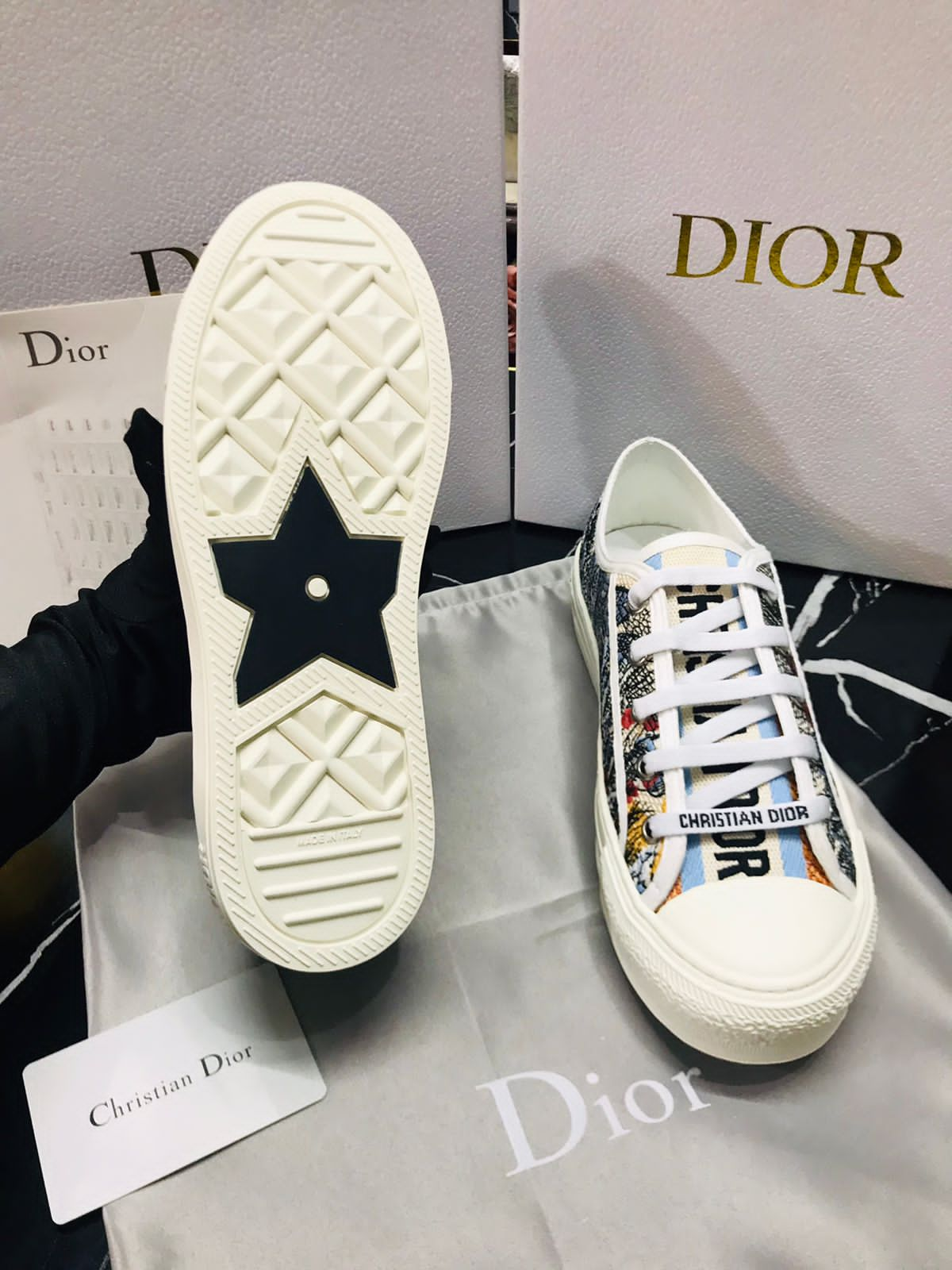 Christian Dior Tenis estilo choclo