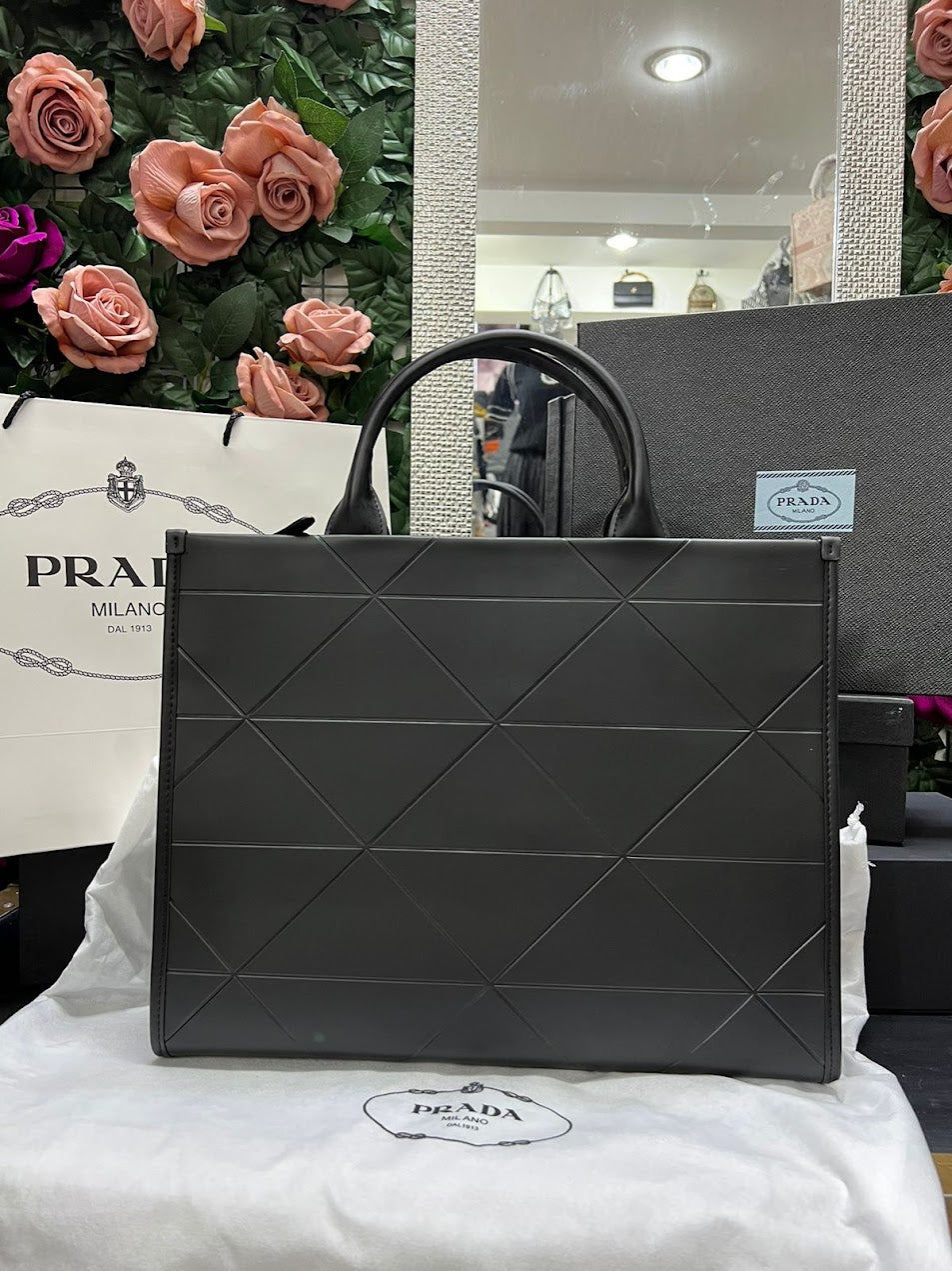 Prada Milano Piel