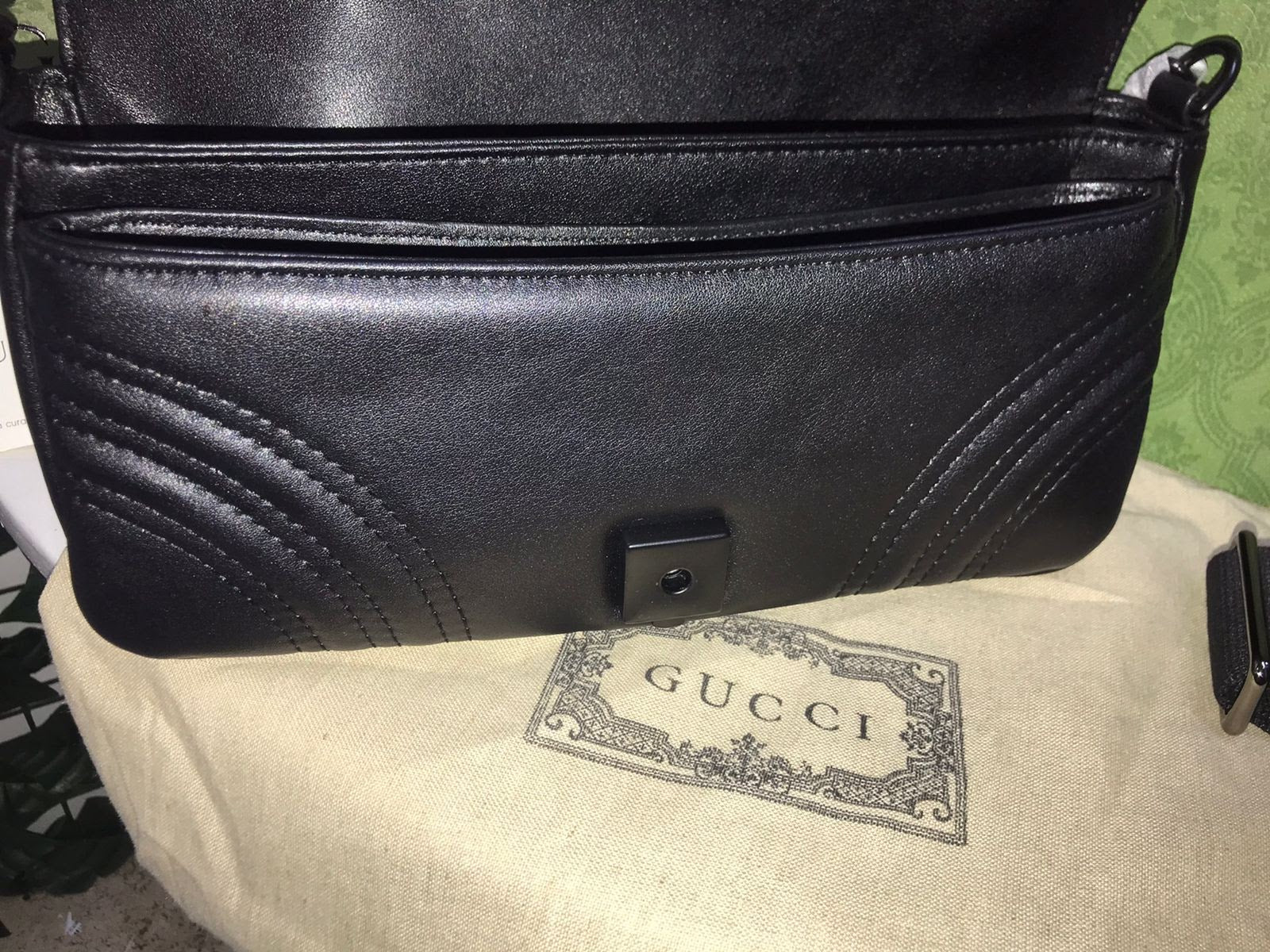 Gucci Negro Piel