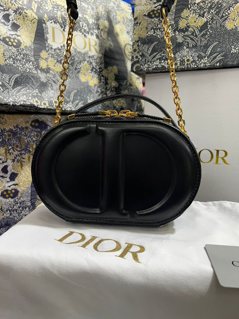 Christian Dior Ovalada Negro Piel