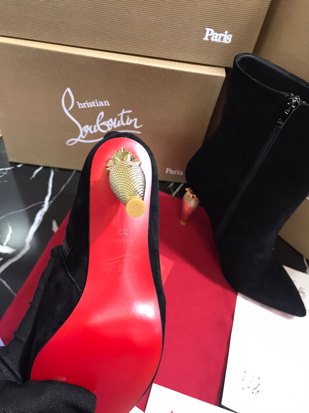 Louboutin botín negros