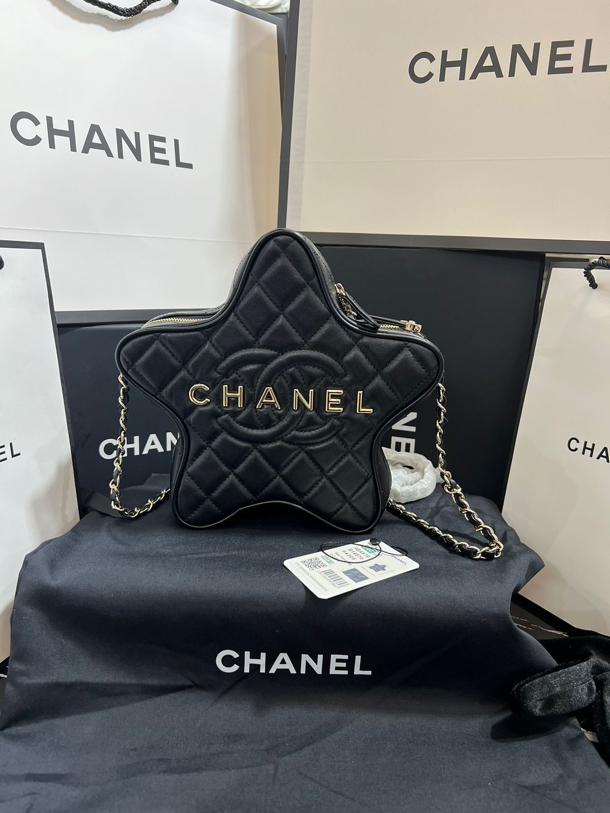 Chanel Estrella Negro Piel