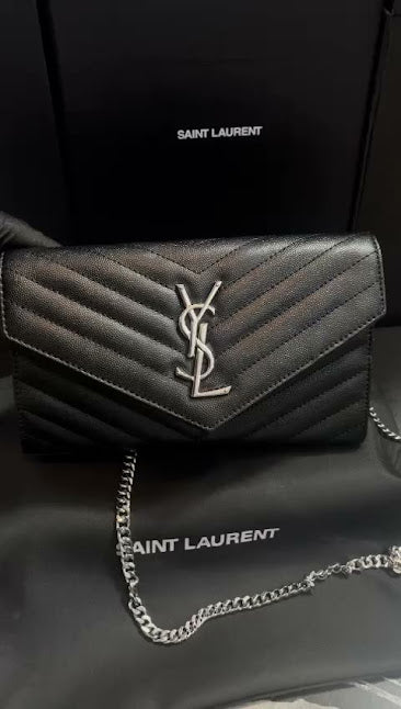 Saint Laurent Negra Piel