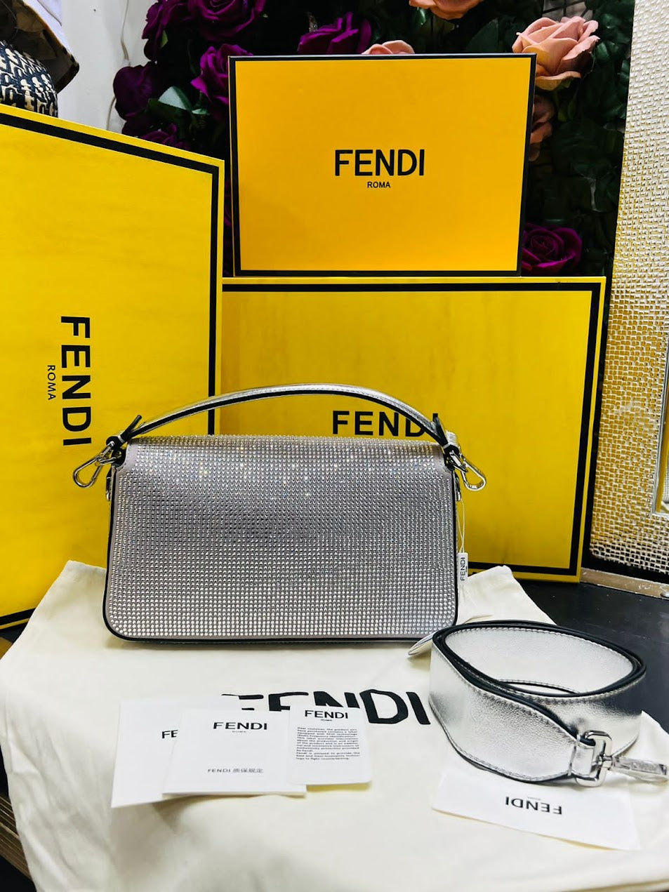 Fendi Plateada Tela