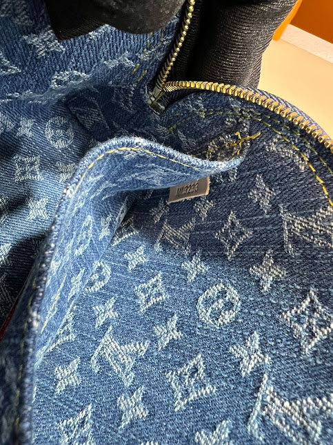 Louis Vuitton Azul Bordada Mezclilla