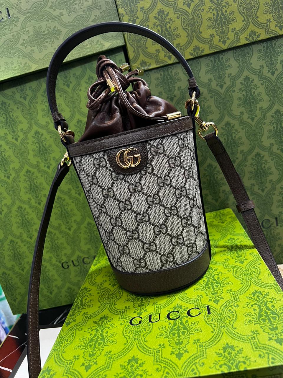 Gucci Café Piel