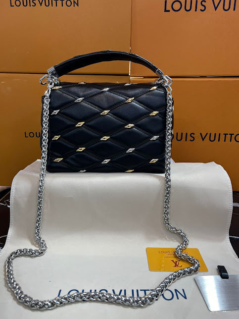 Louis Vuitton Negra Cadena Plateada Piel