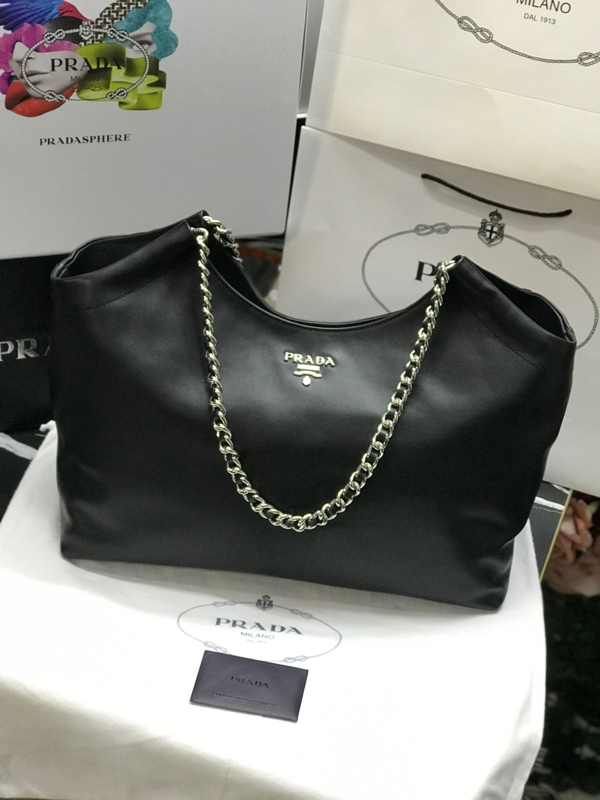 Prada Negro Cadena Plateado Piel