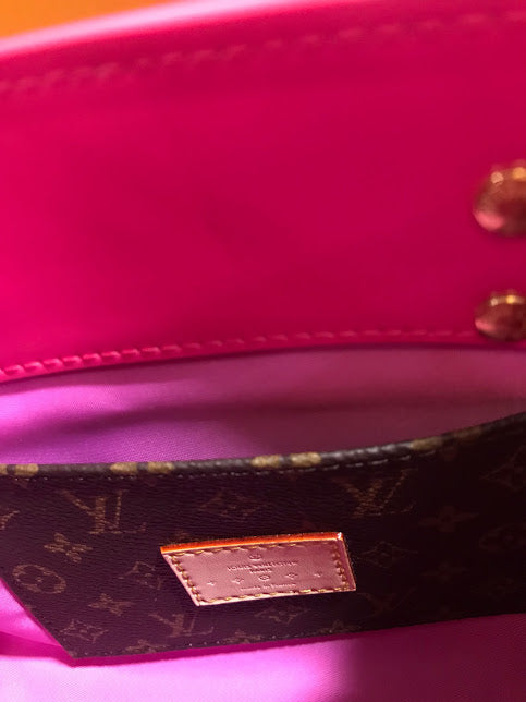 Louis Vuitton Rosa Piel con Charol