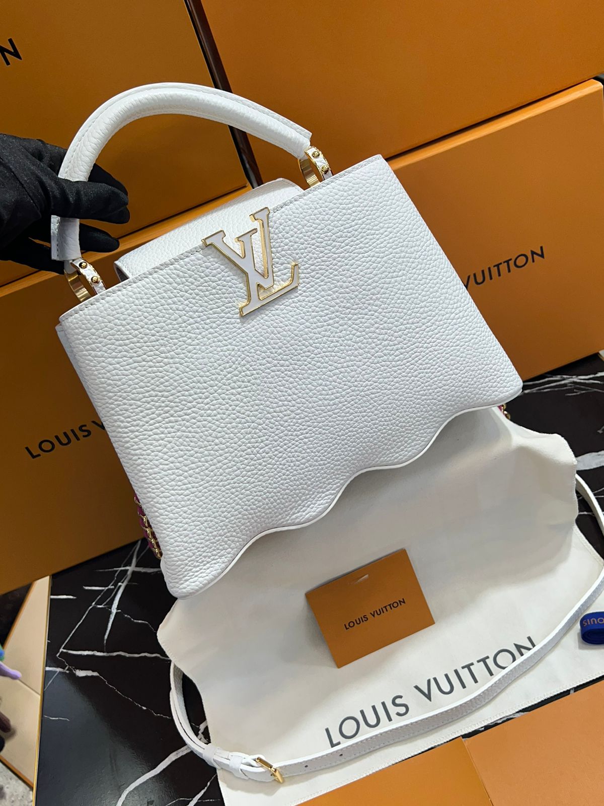 Louis Vuitton Blanca Piel