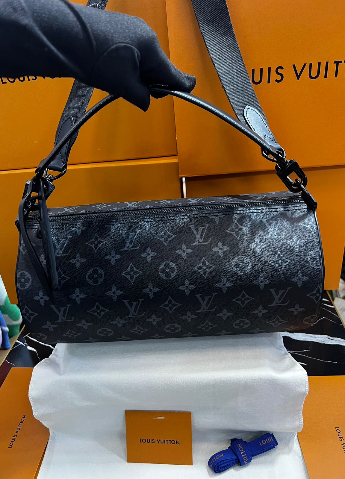 Louis Vuitton Negra Piel