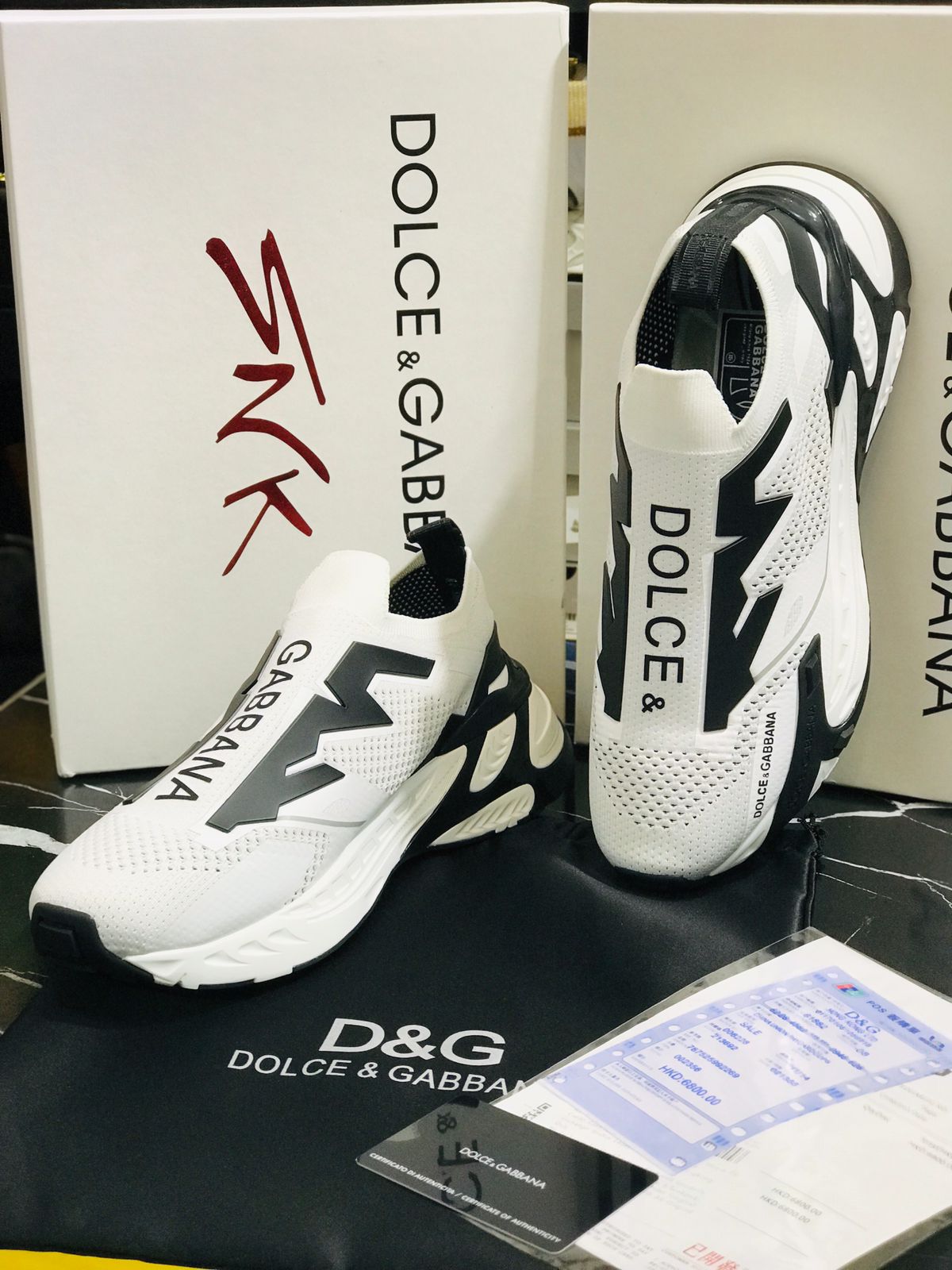 Dolce Gabbana tenis blanco con negro Caballero