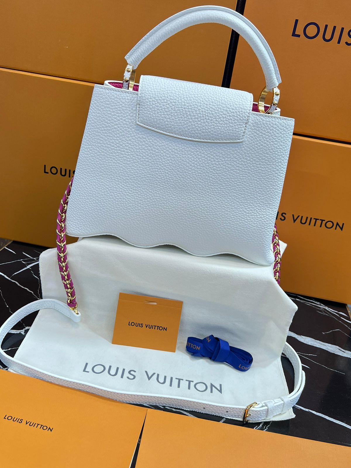 Louis Vuitton Blanca Piel