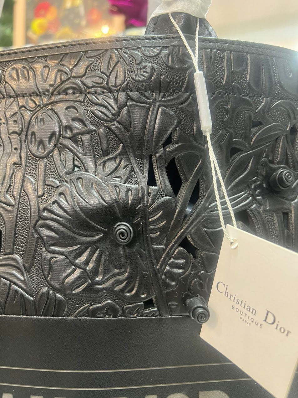 Christian Dior Negro Patron Floral Cuero