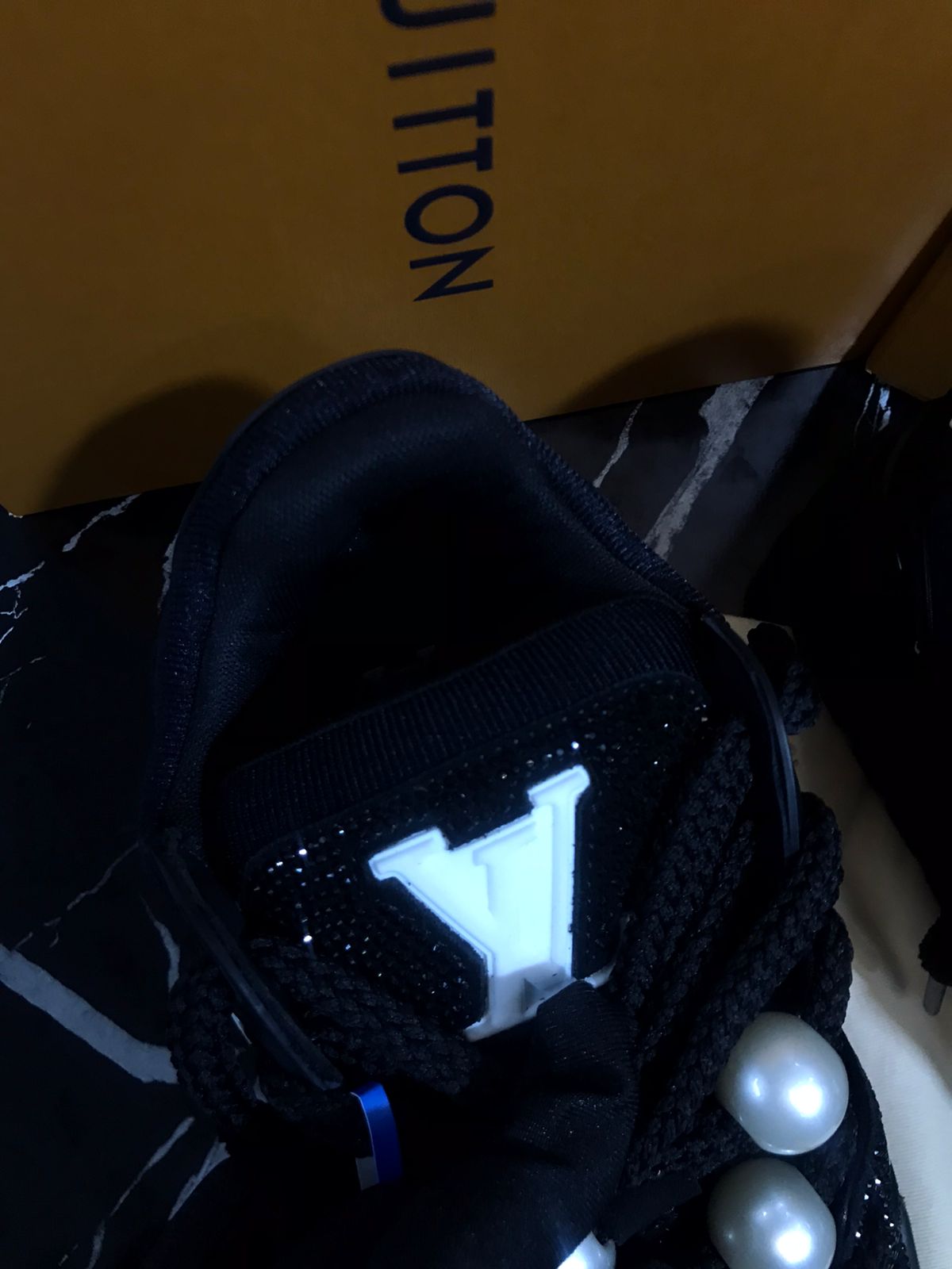 Louis Vuitton tenis negros Caballero