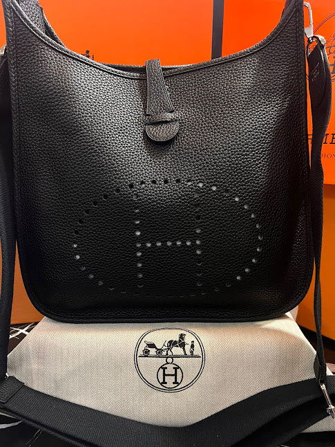 Hermes Negra Piel