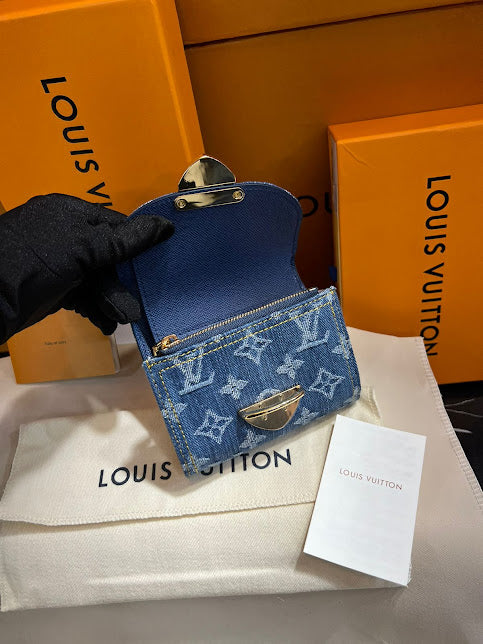 Louis Vuitton Azul Bordada Mezclilla