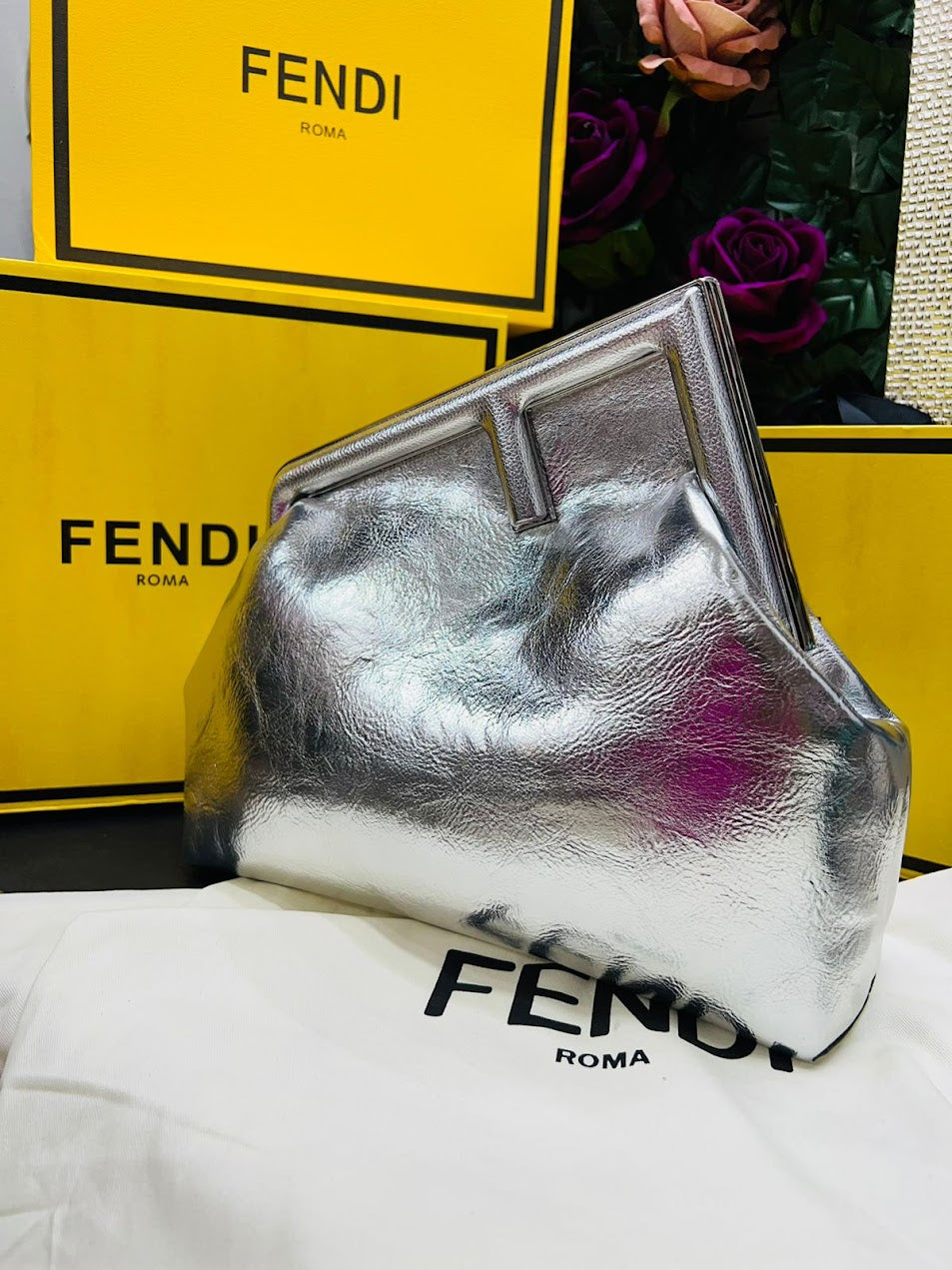 Fendi Roma Plateada Cuero