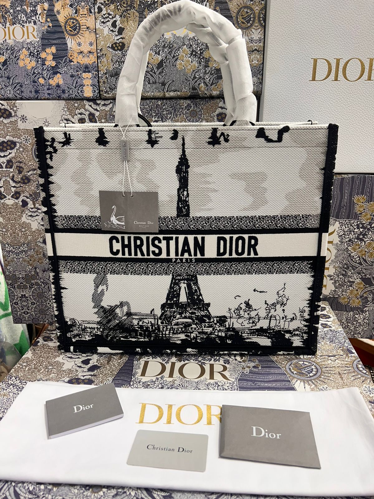 Christian Dior Bordada Tela