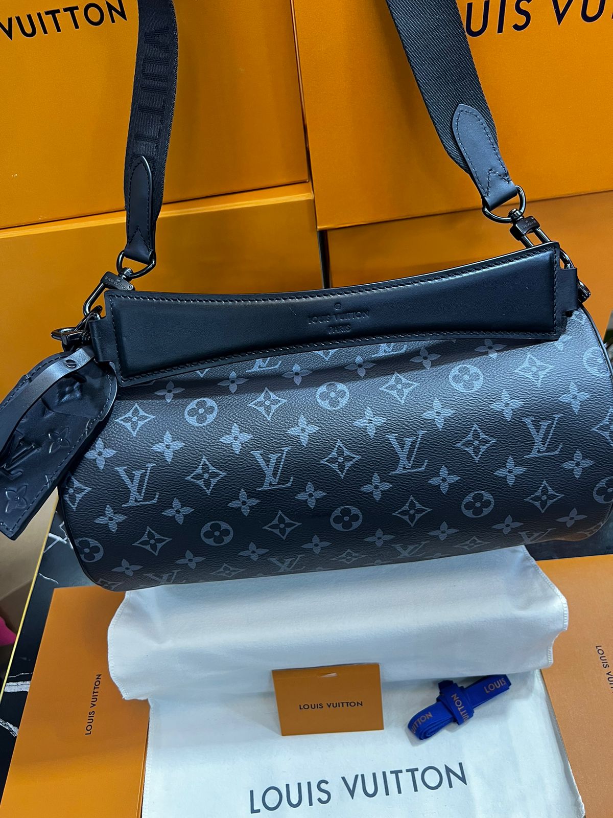 Louis Vuitton Negra Piel