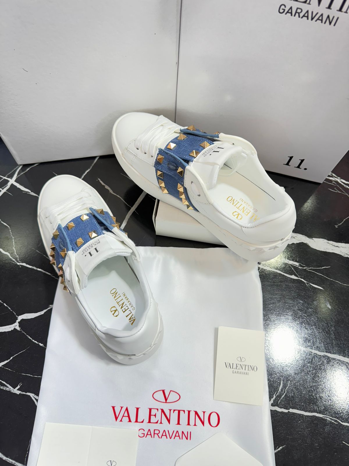 zapatos Valentino blaco con azul