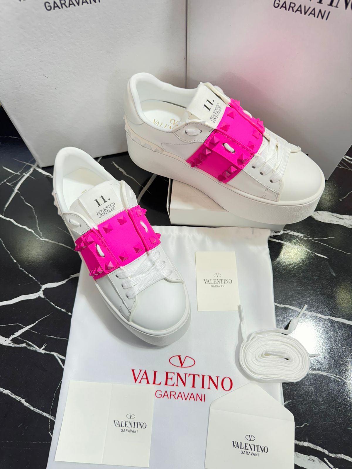 Valentino rosa con blanco