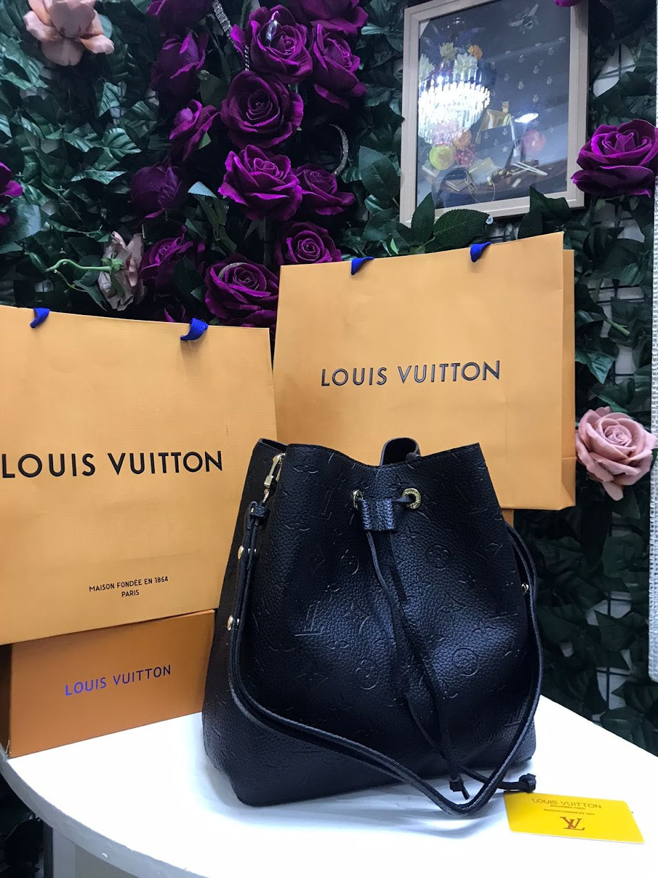 Louis Vuitton Negra Piel