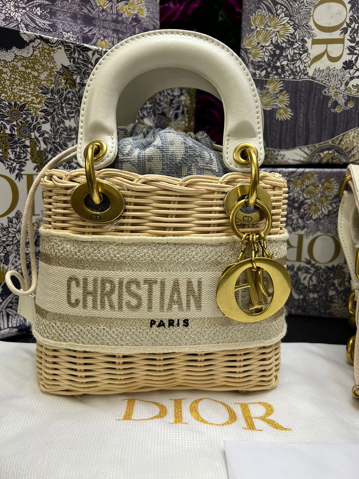 Christian Dior Beige Asa de Piel Mimbre