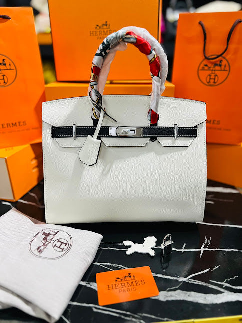 Hermes Birkin Blanco con Asa Negro Piel