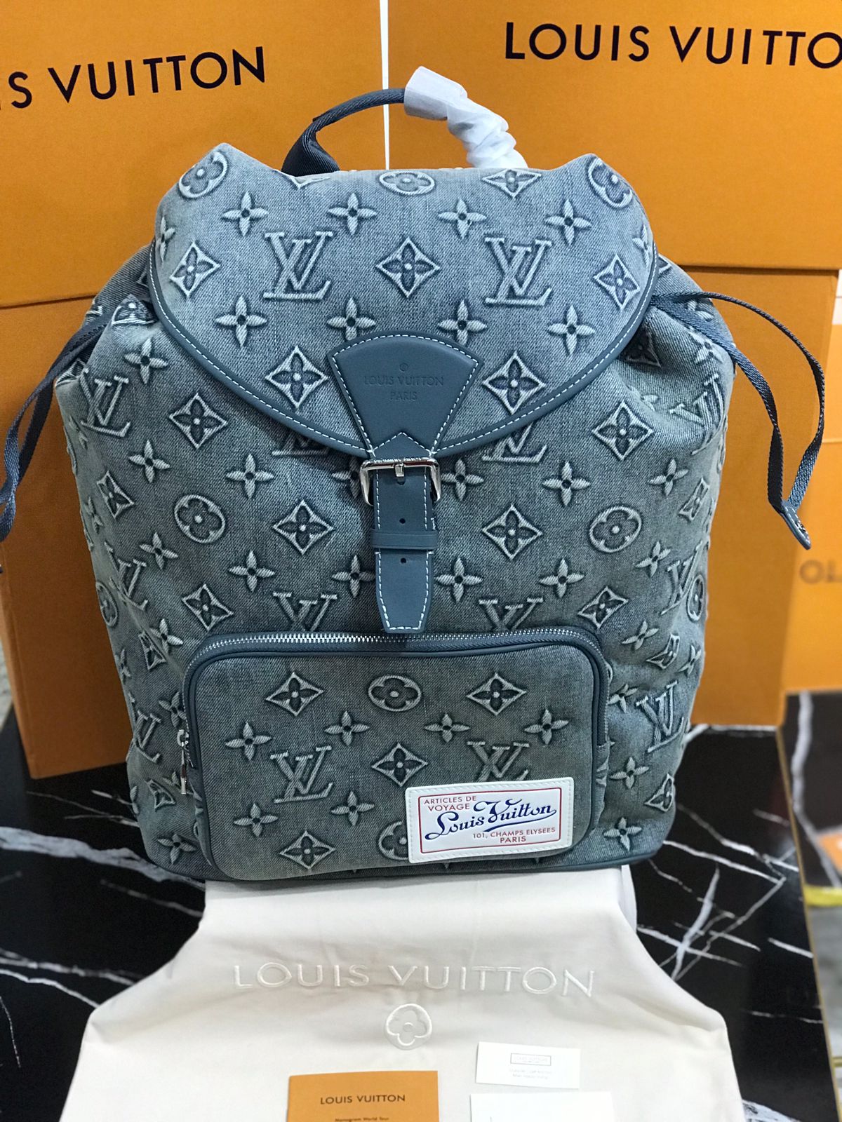 Louis Vuitton Azul Textil y Piel