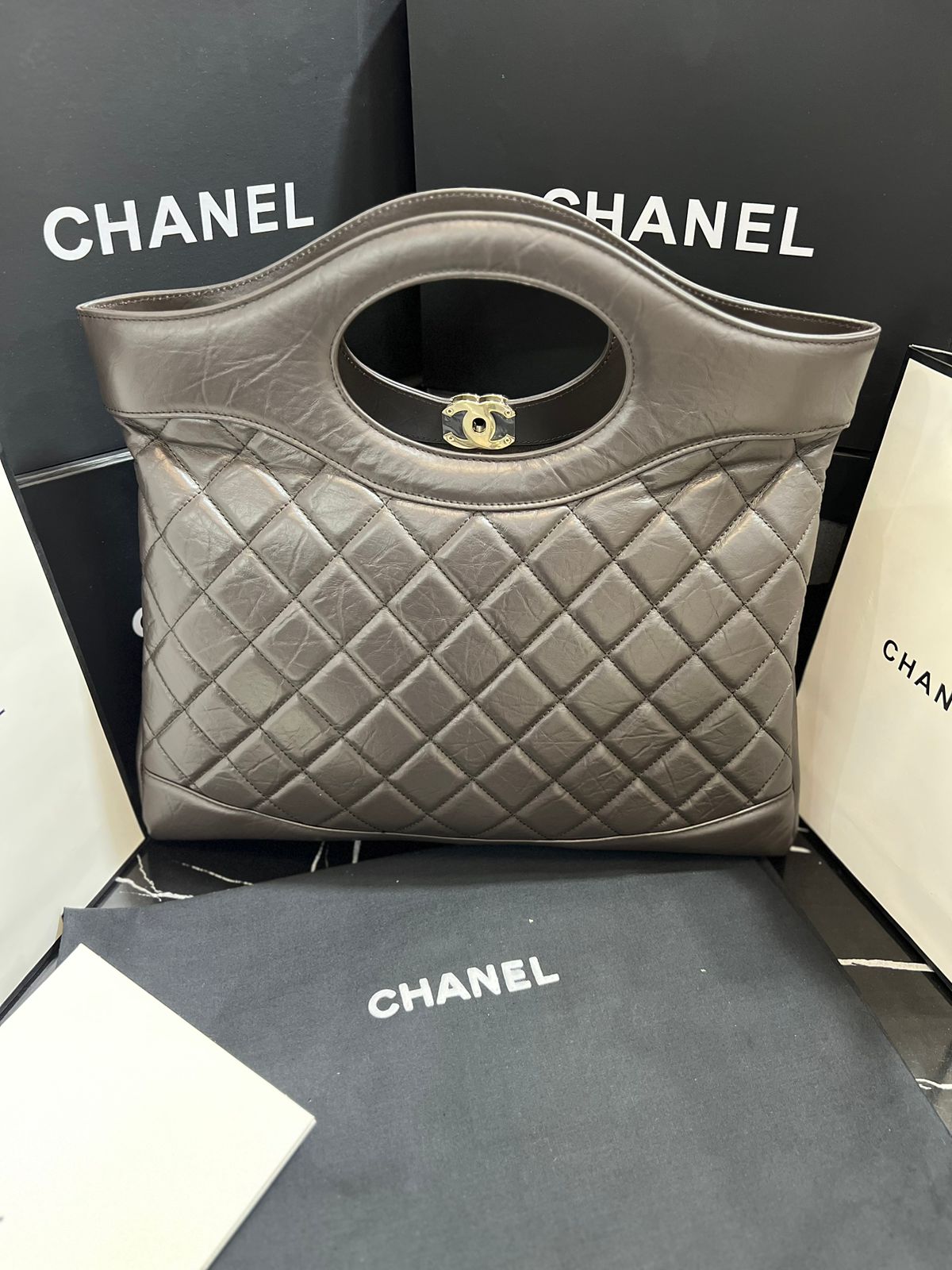 Chanel Negro Piel