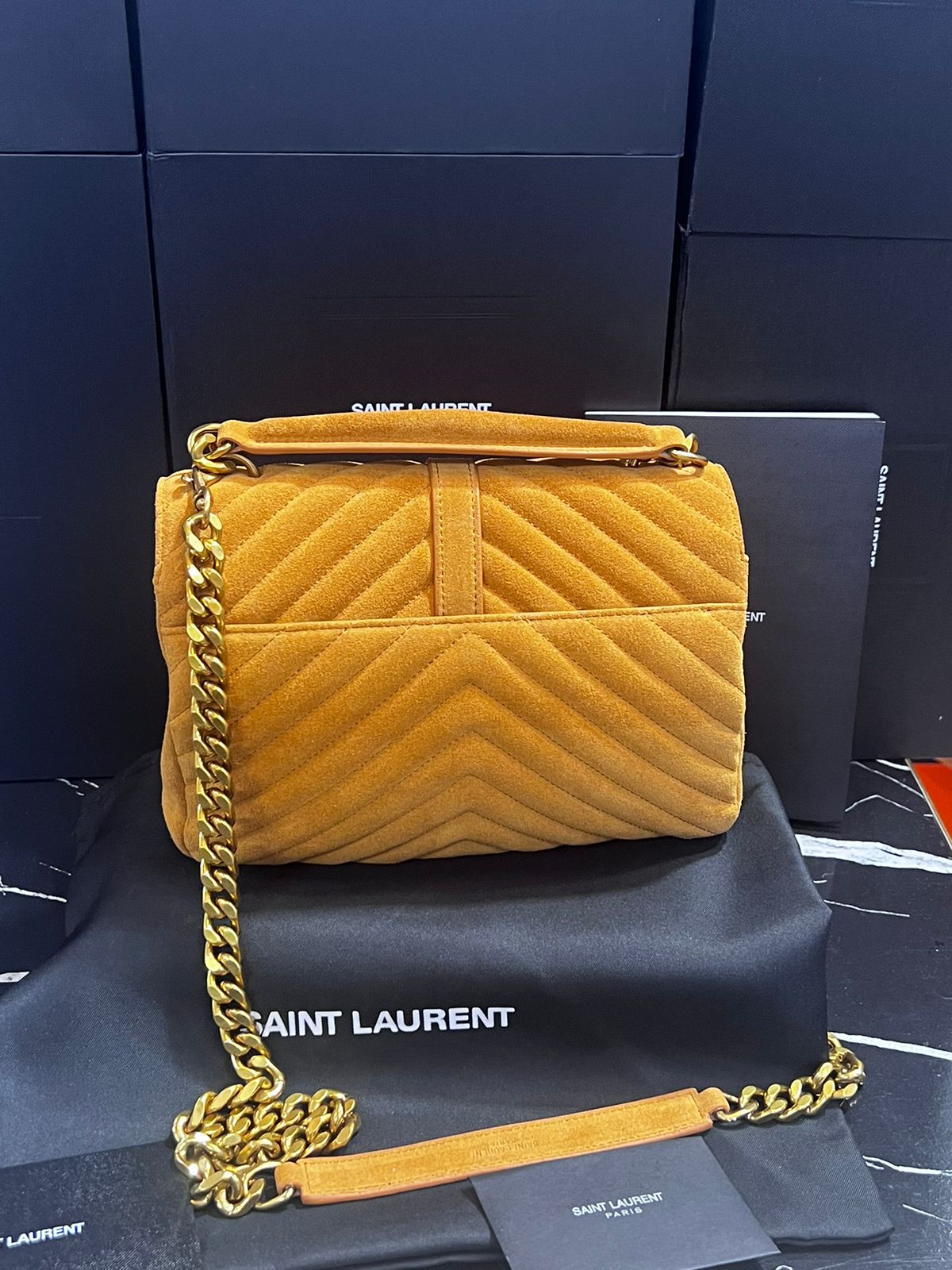 Saint Laurent Camel Gamuza con Piel