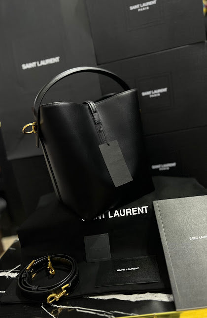 Saint Laurent Negra Piel