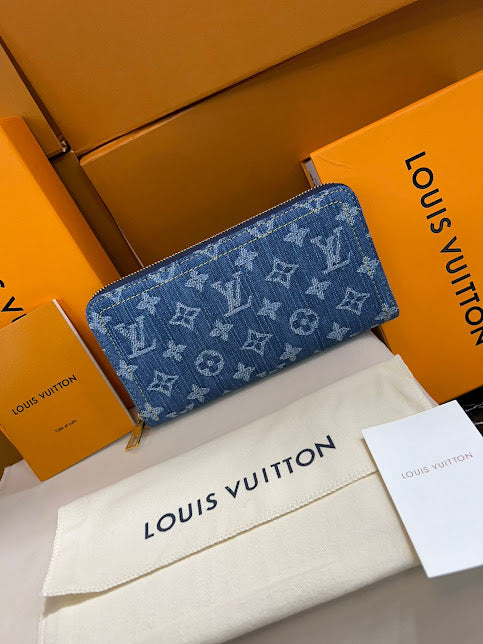 Louis Vuitton Azul Bordada Mezclilla