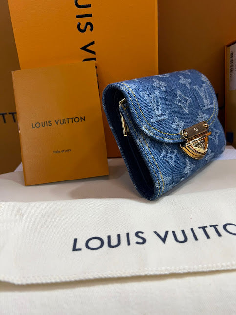 Louis Vuitton Azul Bordada Mezclilla