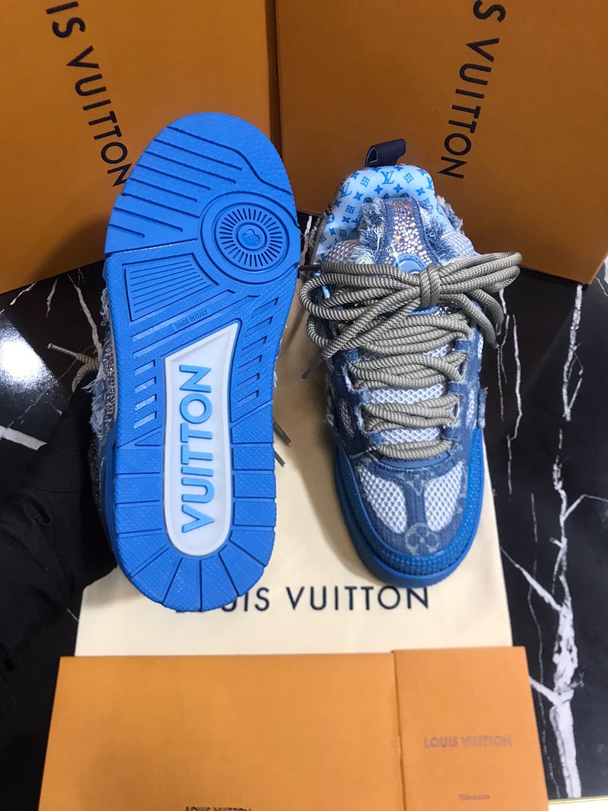 Louis Vuitton tenis azules Caballero