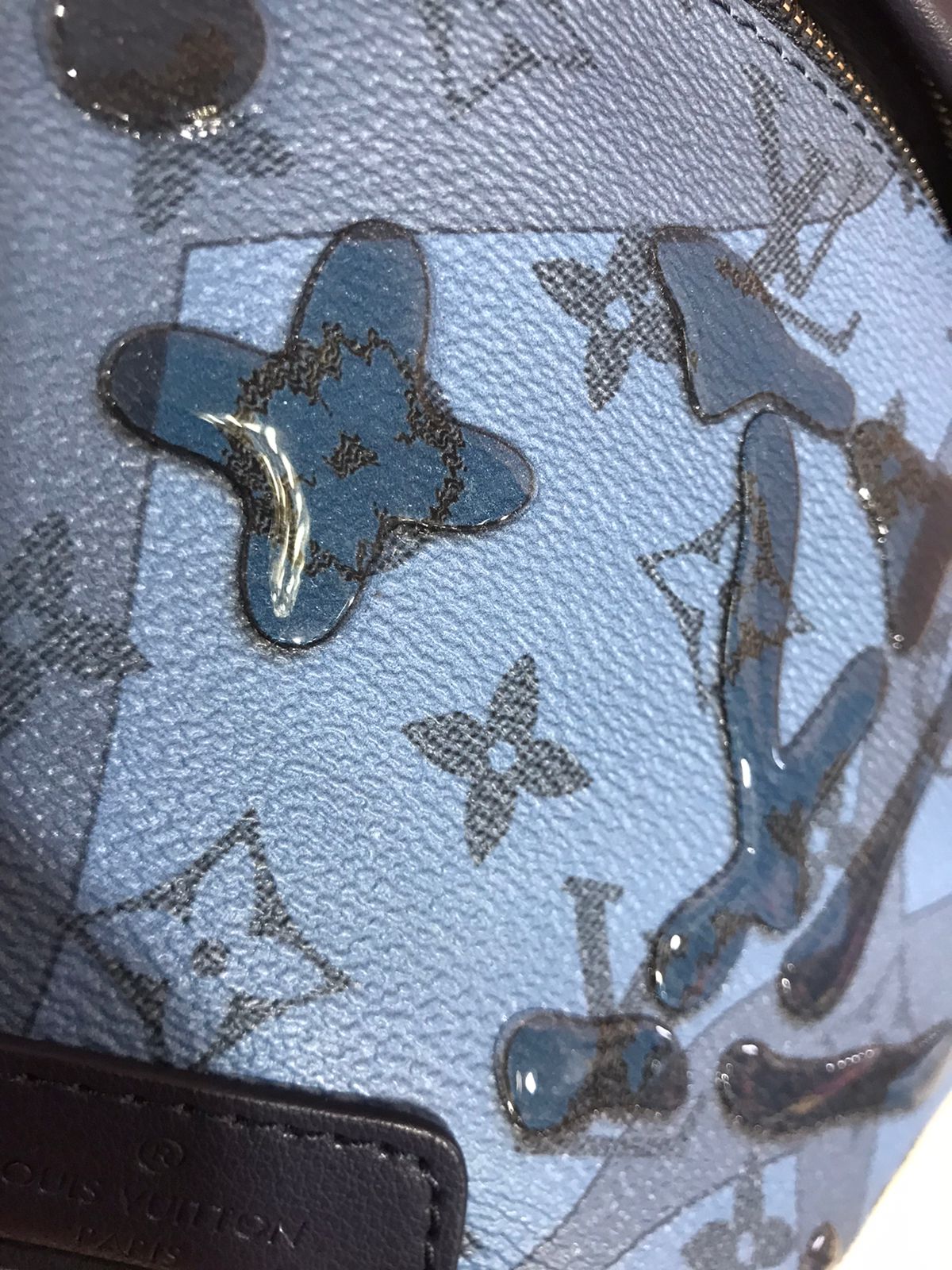 Louis Vuitton Canguro Azul Claro Piel