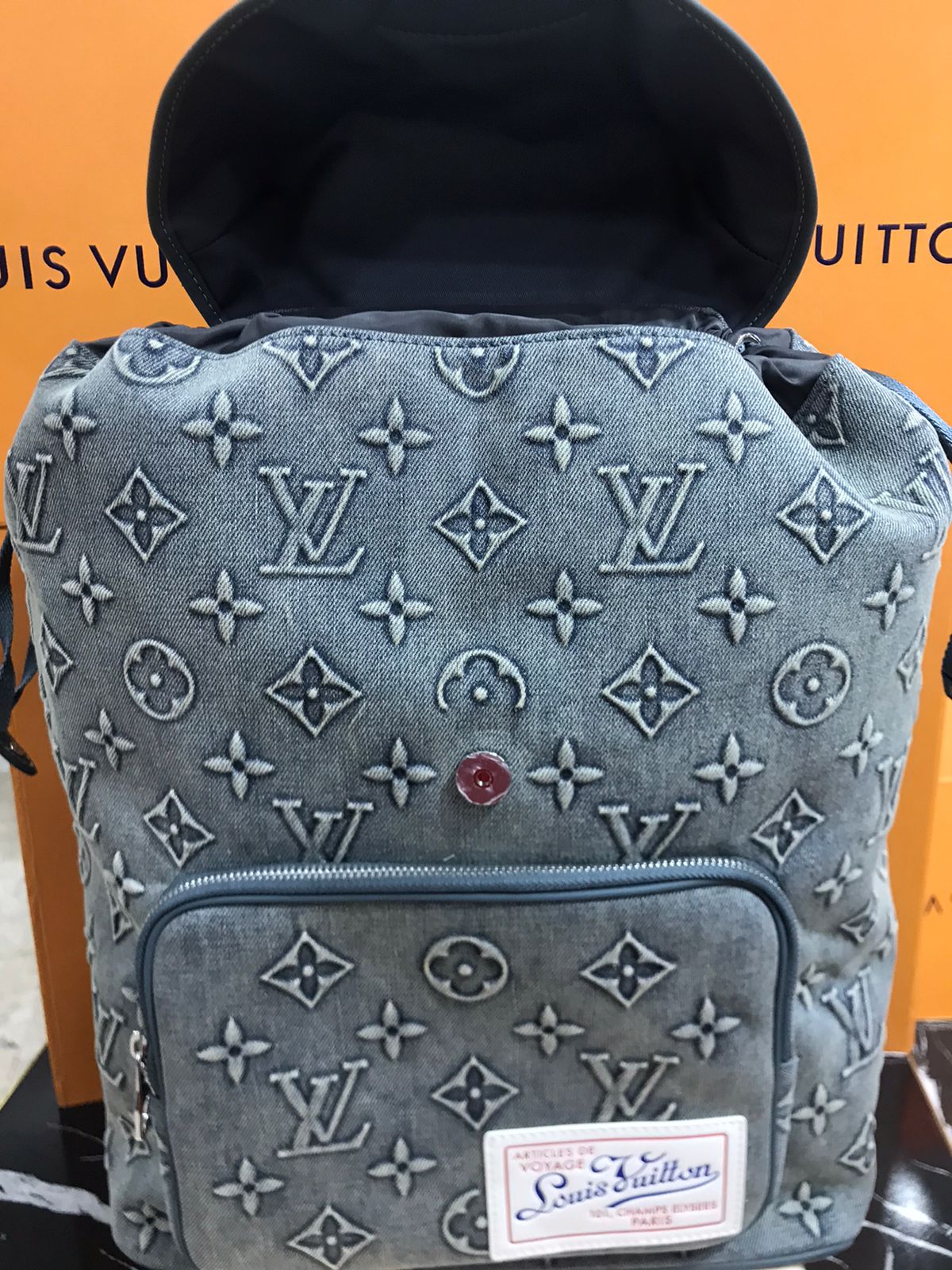 Louis Vuitton Azul Textil y Piel