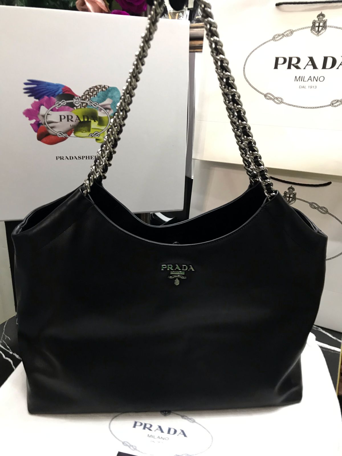 Prada Negro Cadena Plateado Piel