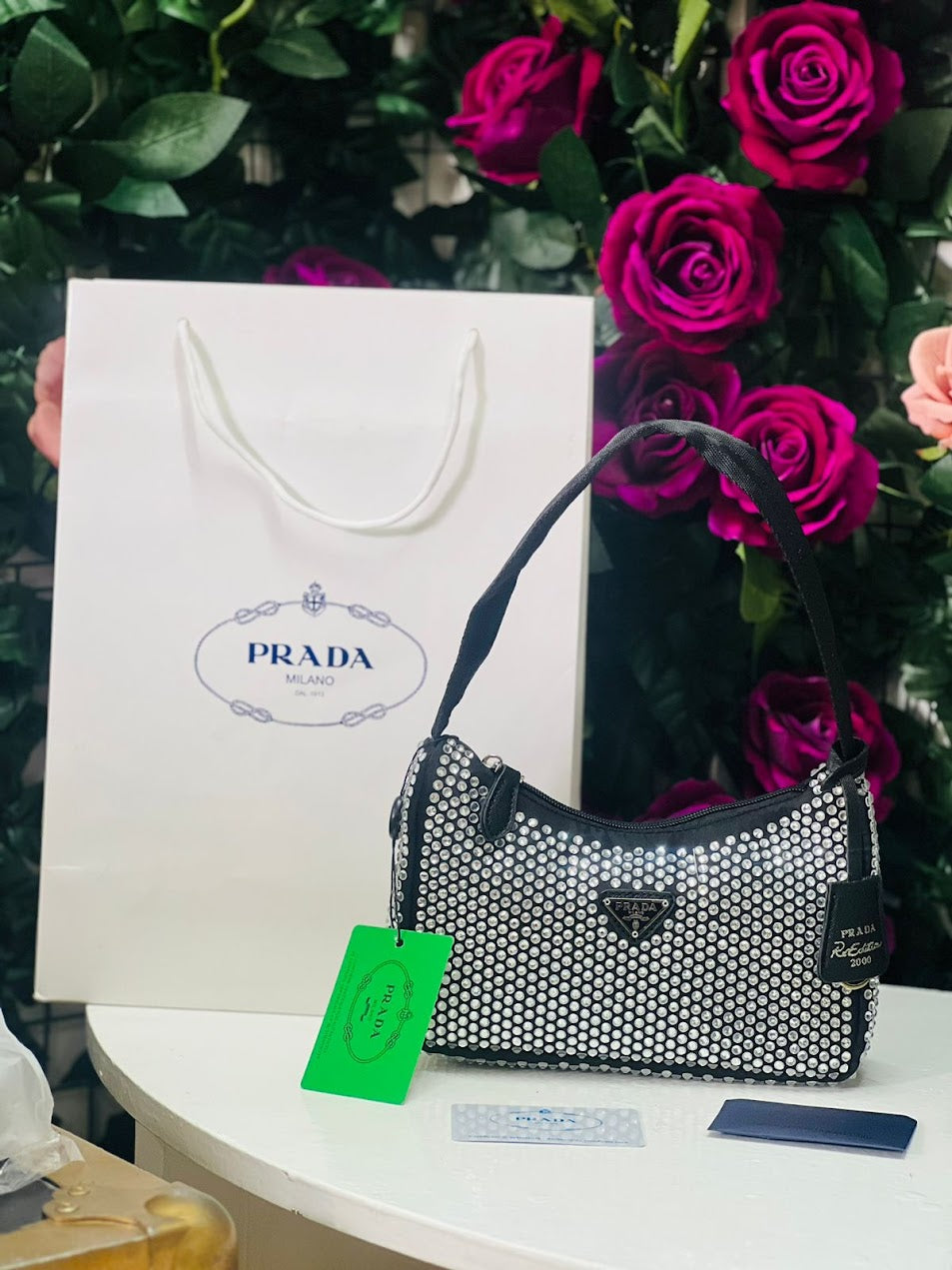 Prada Encajes Diamantes Tela